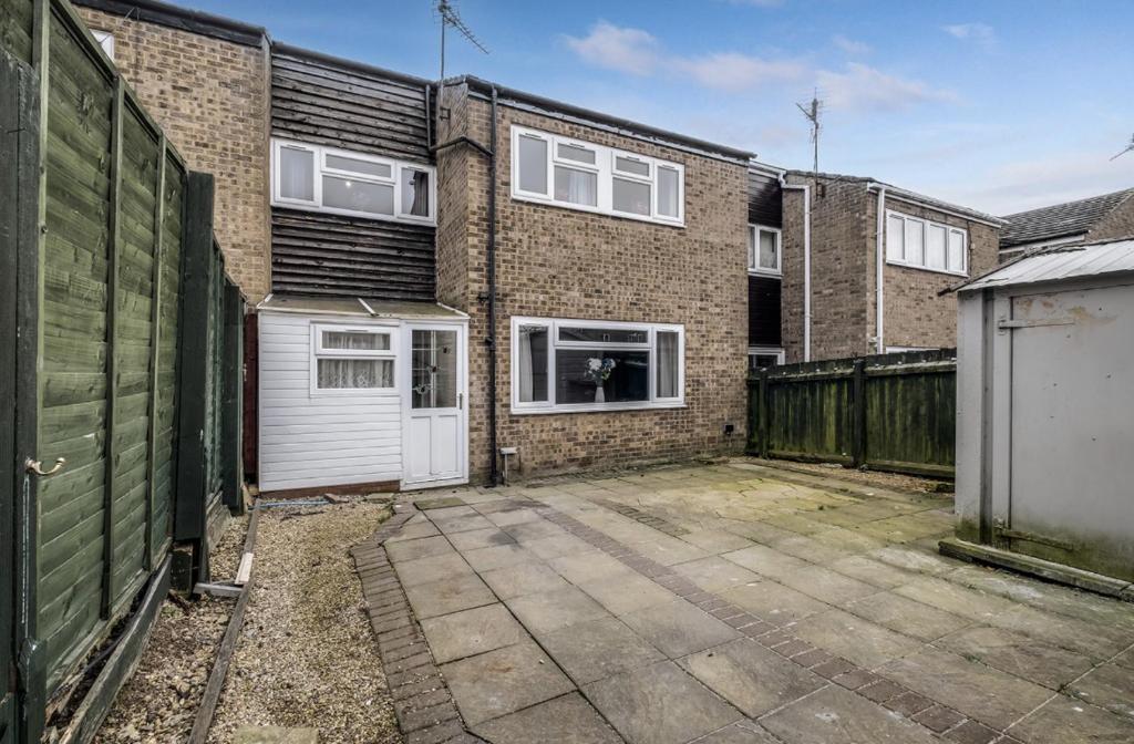 Contemporary family home in Corby — front exterior view.