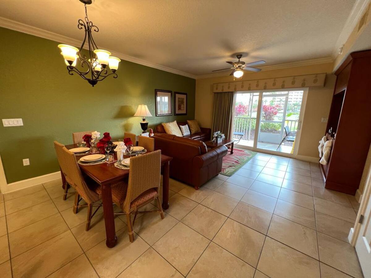 Sunny apartment in Kissimmee, Florida — interior view.
